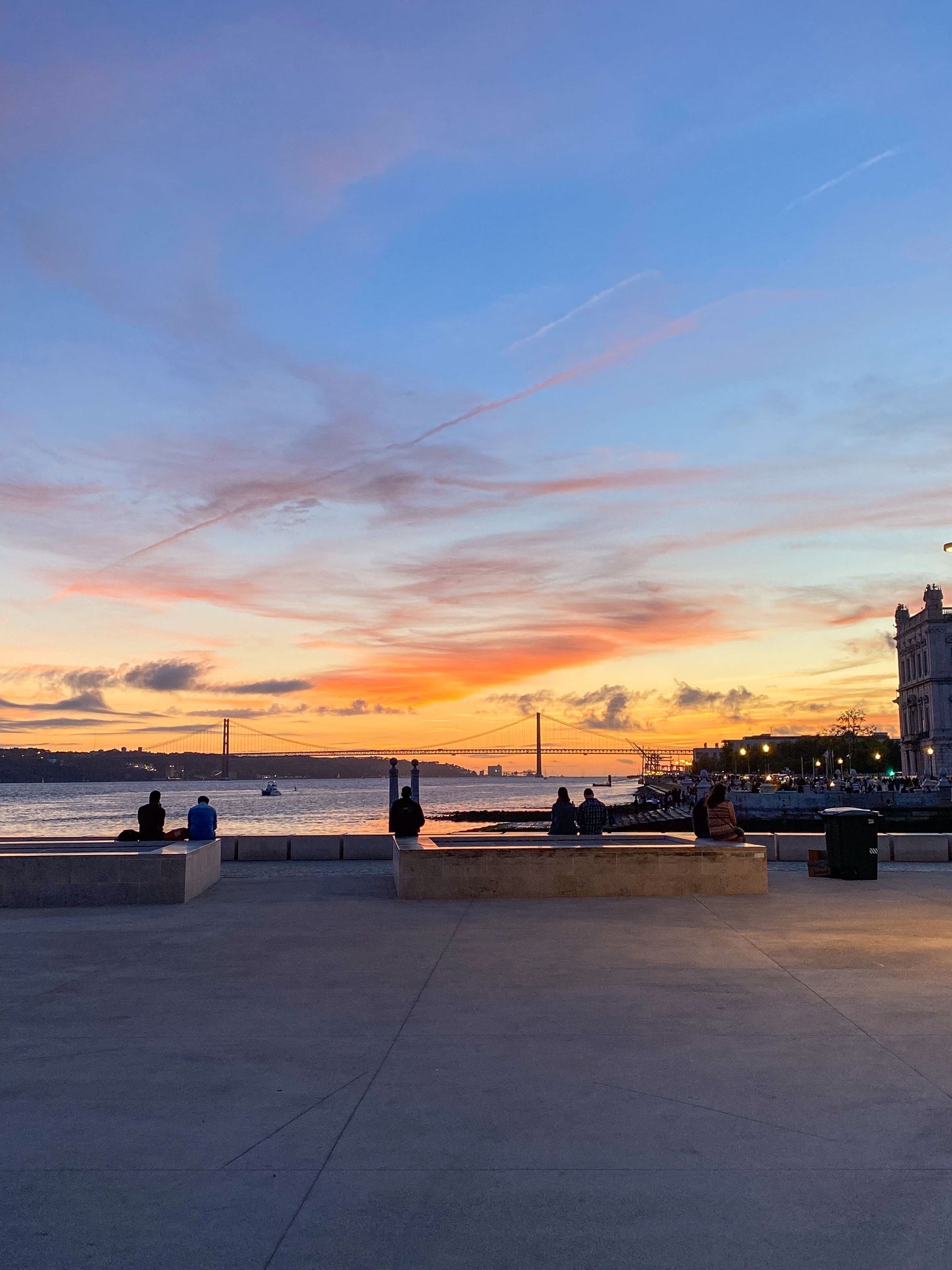 LISBON CITY GUIDE